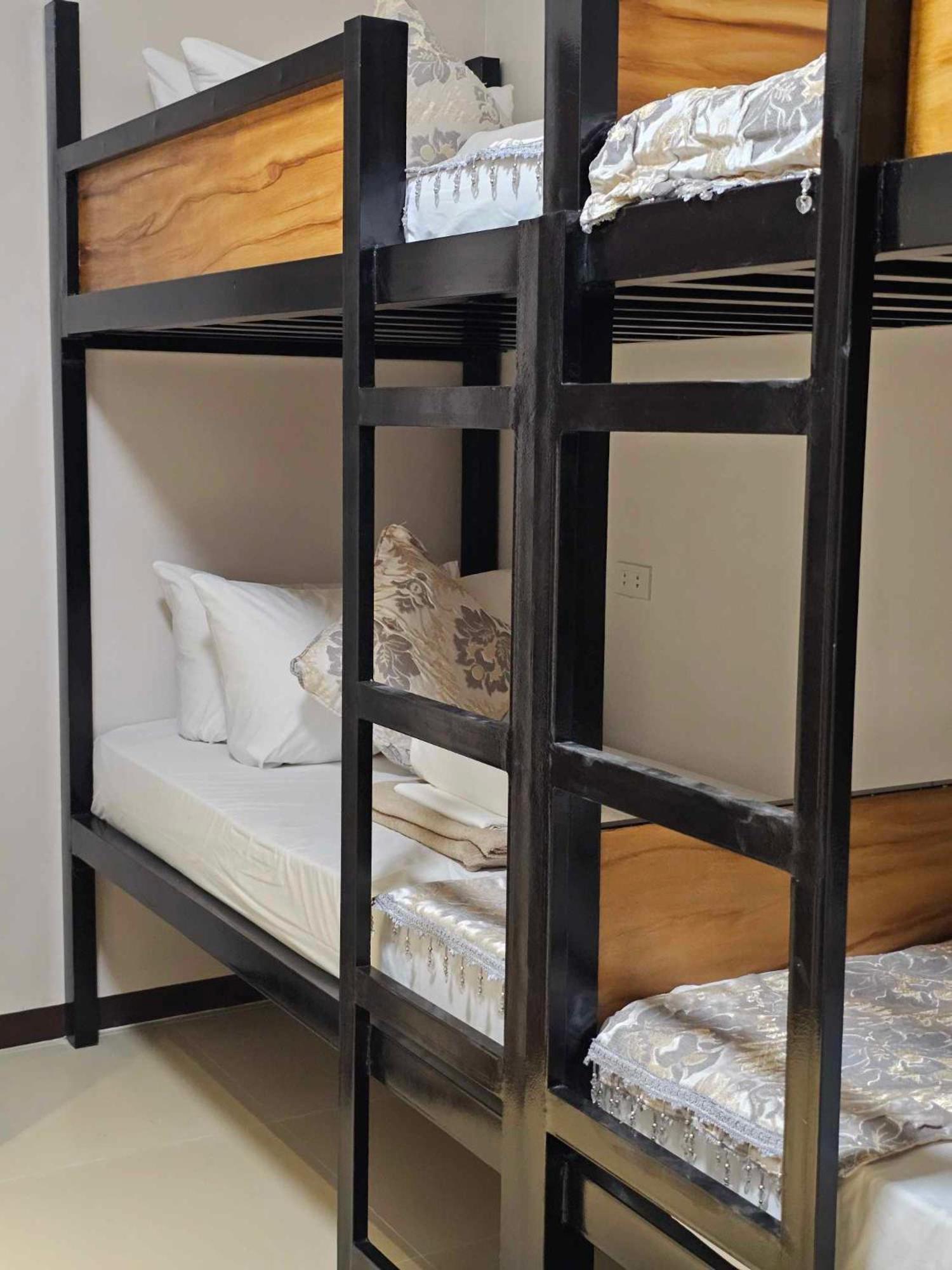 Jaijai'S Backpackers Inn Корон Екстериор снимка