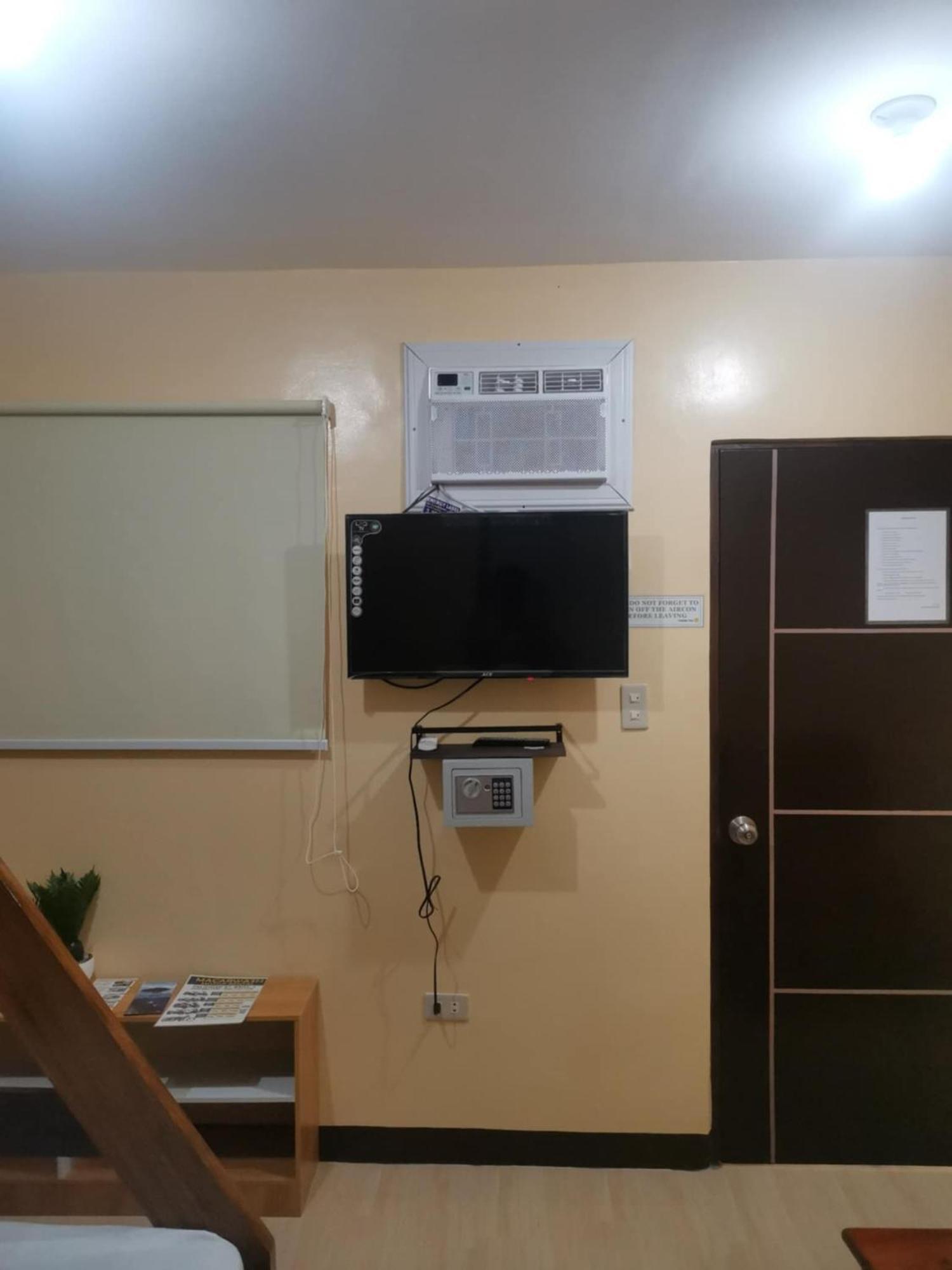 Jaijai'S Backpackers Inn Корон Екстериор снимка